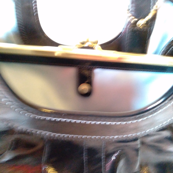 Coach Patent Leather Satchel - Picture 4 of 9